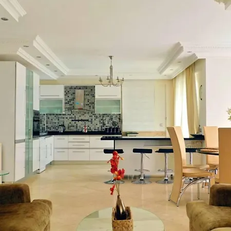 Villa Helin 6 *